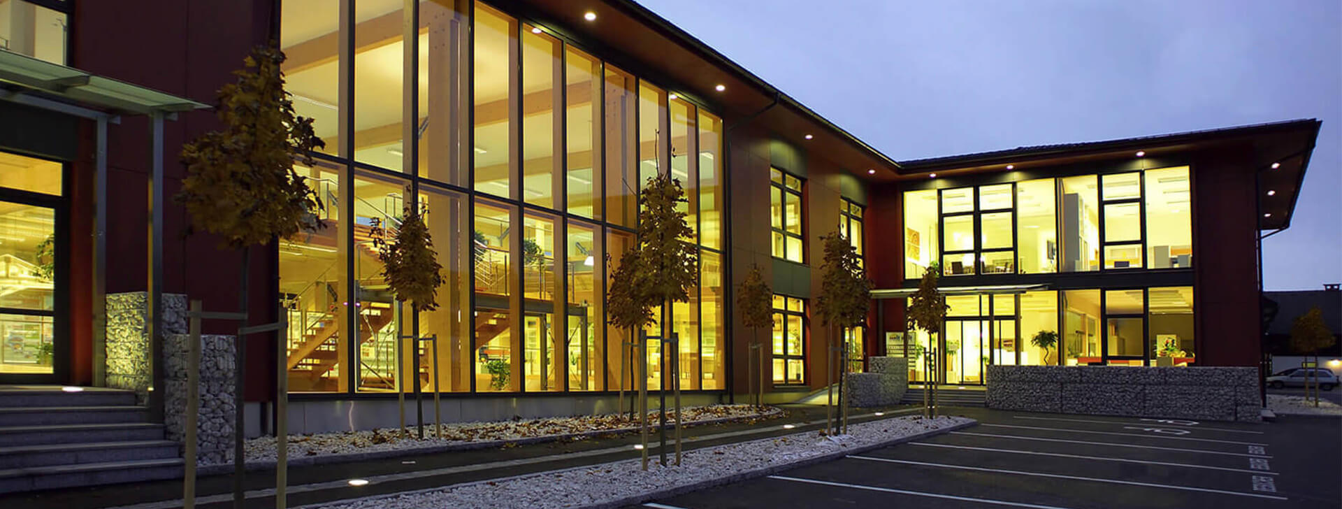 Uredske i upravne zgrade - Izgradnja industrijskih zgrada - WOLF System